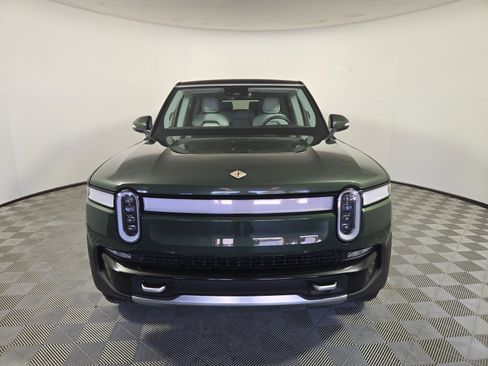 Used 2024 Rivian R1S Adventure AWD/4WD image 8