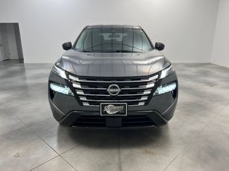 Used 2024 Nissan Rogue S video 2