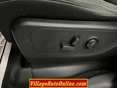 Used 2019 RAM 1500 Big Horn image 17