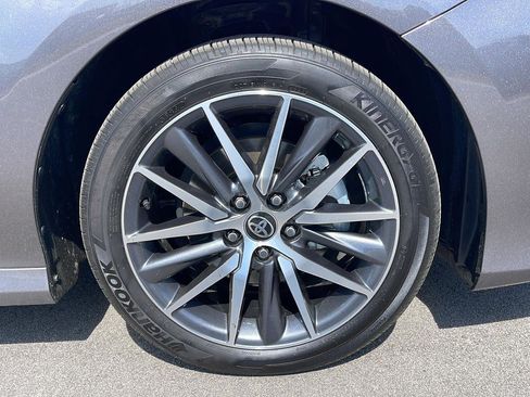 Used 2024 Toyota Camry XLE w/ Navigation Package image 9