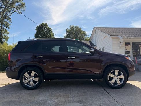 Used 2013 Kia Sorento EX w/ Premium Plus Pkg AWD/4WD image 4