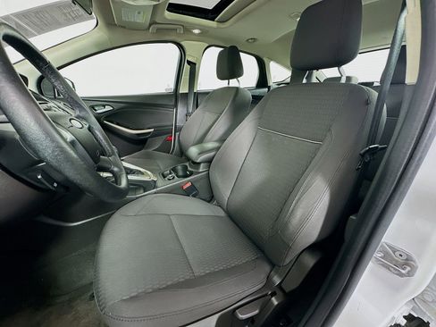 Used 2012 Ford Focus SEL FWD image 19