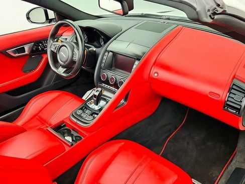 Used 2015 Jaguar F-TYPE S RWD image 21