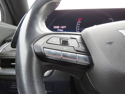 Used 2024 Cadillac XT4 Premium Luxury image 23