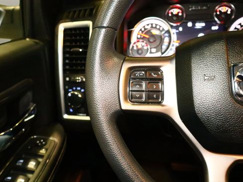 Used 2022 RAM 1500 Classic Warlock w/ Electronics Group image 11