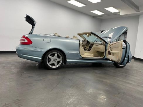 Used 2004 Mercedes-Benz CLK 500 Cabriolet image 40