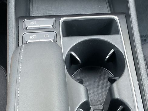 Used 2025 Hyundai Sonata SEL FWD image 17