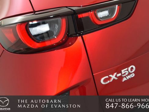 Certified 2025 MAZDA CX-50 2.5 Hybrid w/ Preferred Pkg image 32