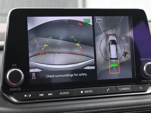 Certified 2023 Nissan Rogue SL FWD image 17