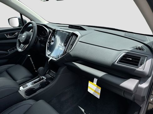 Certified 2025 Subaru Ascent Limited image 42