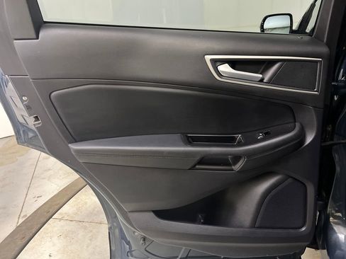 Used 2019 Ford Edge SEL w/ Equipment Group 201A image 27
