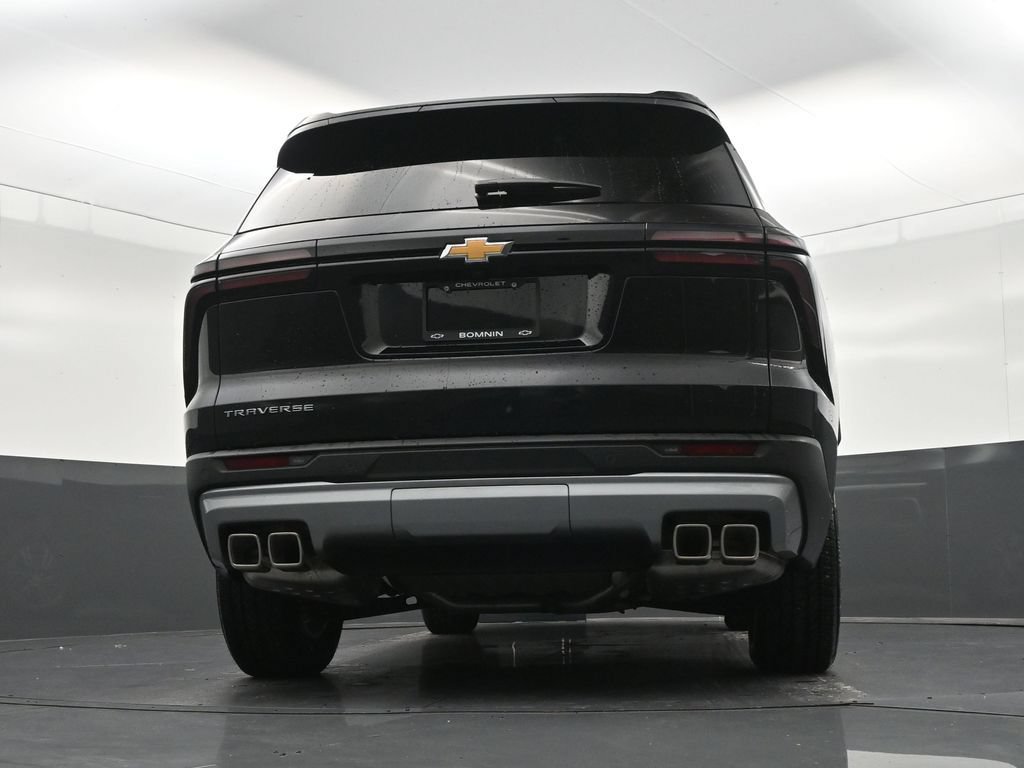 Used 2026 Chevrolet Traverse LT FWD image 27