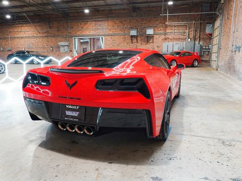 Used 2019 Chevrolet Corvette Stingray Coupe w/ Battery Protection Package RWD image 15