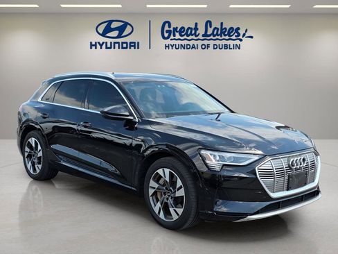 Used 2022 Audi e-tron Premium Plus AWD/4WD image 7