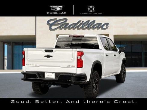 Used 2025 Chevrolet Silverado 1500 ZR2 w/ Technology Package image 3