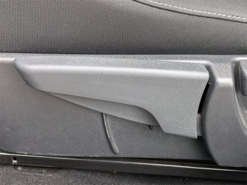 Used 2025 Nissan Sentra SV image 23