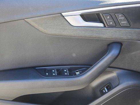 Used 2019 Audi A4 2.0T Premium image 20
