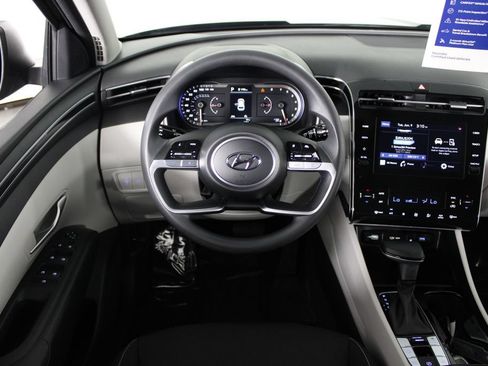 Certified 2024 Hyundai Tucson SEL FWD image 8