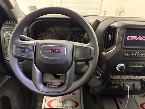 New 2026 GMC Sierra 1500 Pro image 17