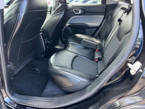 Certified 2022 Jeep Compass Latitude AWD/4WD image 8