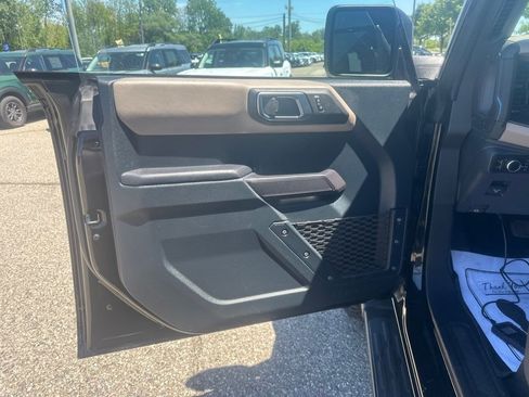 Used 2024 Ford Bronco Wildtrak AWD/4WD image 7