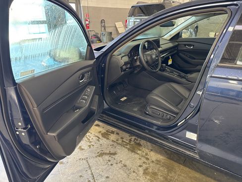 New 2025 Honda Accord EX-L image 11