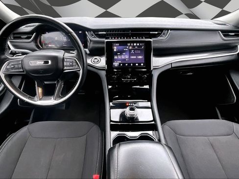 Used 2022 Jeep Grand Cherokee L Laredo w/ Luxury Tech Group I image 15