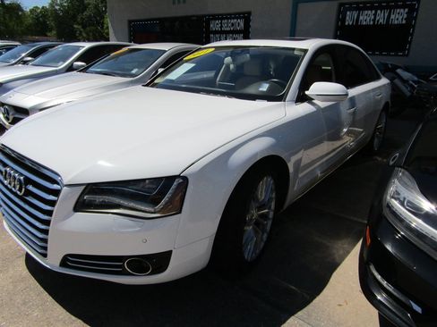 Used 2011 Audi A8 L 4.2 image 1