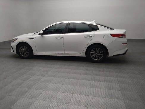 Used 2020 Kia Optima LX image 3
