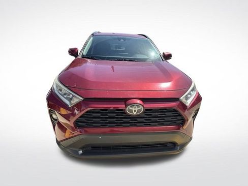 Used 2019 Toyota RAV4 XLE w/ Convenience Package FWD image 10