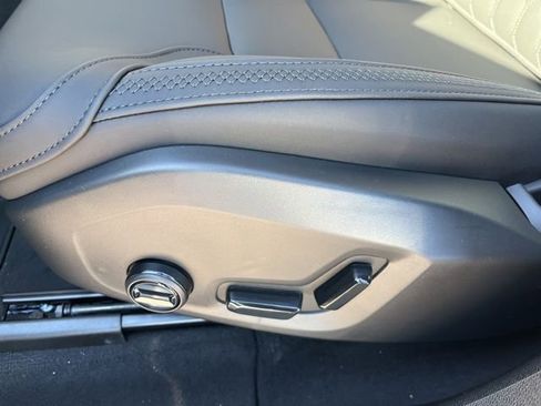 New 2026 Volvo XC60 B5 Plus w/ Climate Package image 22