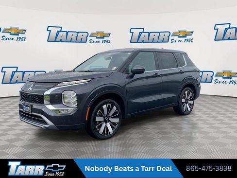 Used 2025 Mitsubishi Outlander SE AWD/4WD image 4