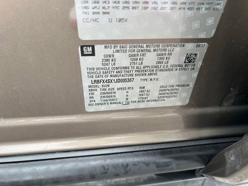 Used 2018 Buick Envision Premium AWD/4WD image 15
