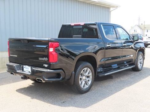 Used 2021 Chevrolet Silverado 1500 High Country w/ Safety Package II AWD/4WD image 3