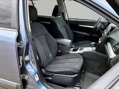 Used 2013 Subaru Outback 2.5i Premium AWD/4WD image 26