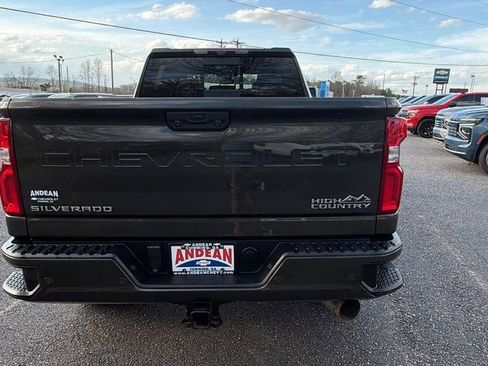 Used 2022 Chevrolet Silverado 3500 High Country w/ Z71 Off-Road Package image 6