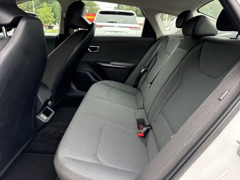 Used 2025 Kia K4 FWD image 10