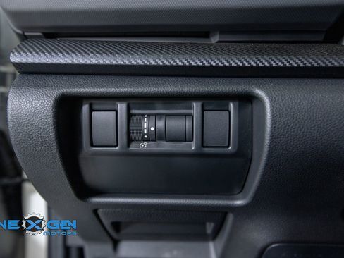 Used 2025 Subaru Crosstrek 2.5i Sport AWD/4WD image 13