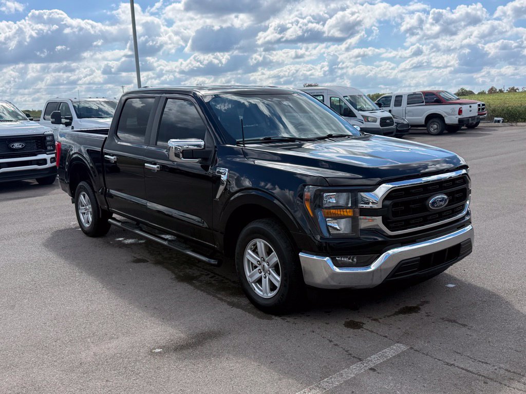 Used 2023 Ford F150 XLT RWD image 2