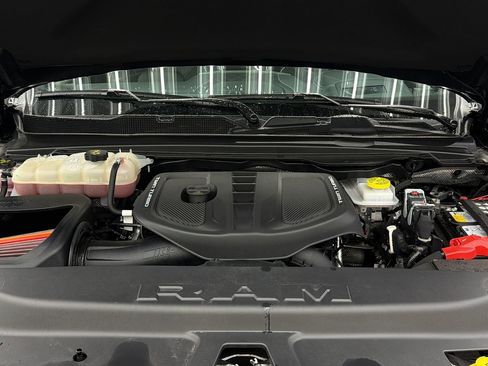 Used 2025 RAM 1500 Limited image 20