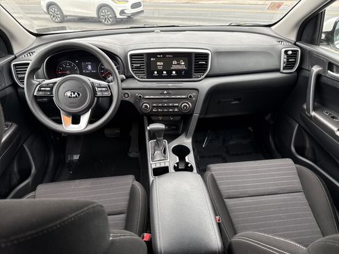 Certified 2022 Kia Sportage LX w/ LX AWD Value Edition Package image 14