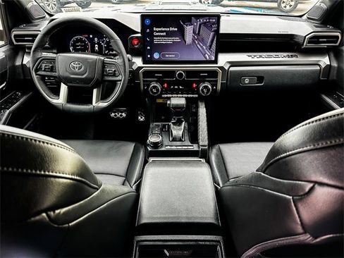 Certified 2025 Toyota Tacoma TRD Off-Road image 27