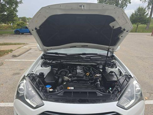 Used 2013 Hyundai Genesis 2.0T image 35