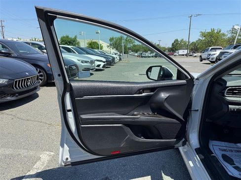 Used 2023 Toyota Camry LE w/ Convenience Package FWD image 16