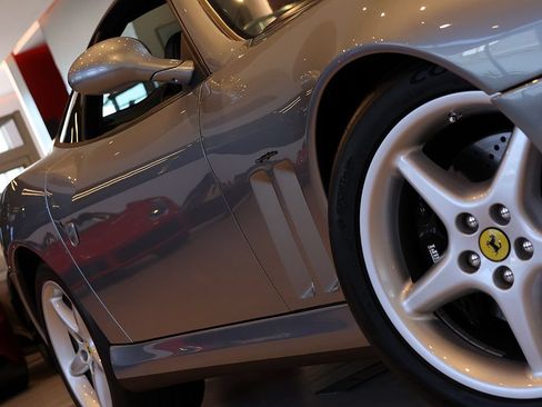 Used 1999 Ferrari 550 Maranello Coupe RWD image 11