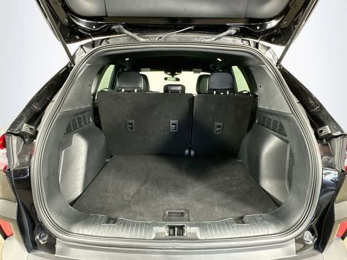 Certified 2025 Ford Escape ST-Line FWD image 20