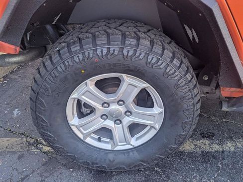 Used 2019 Jeep Wrangler Unlimited Sport S AWD/4WD image 33
