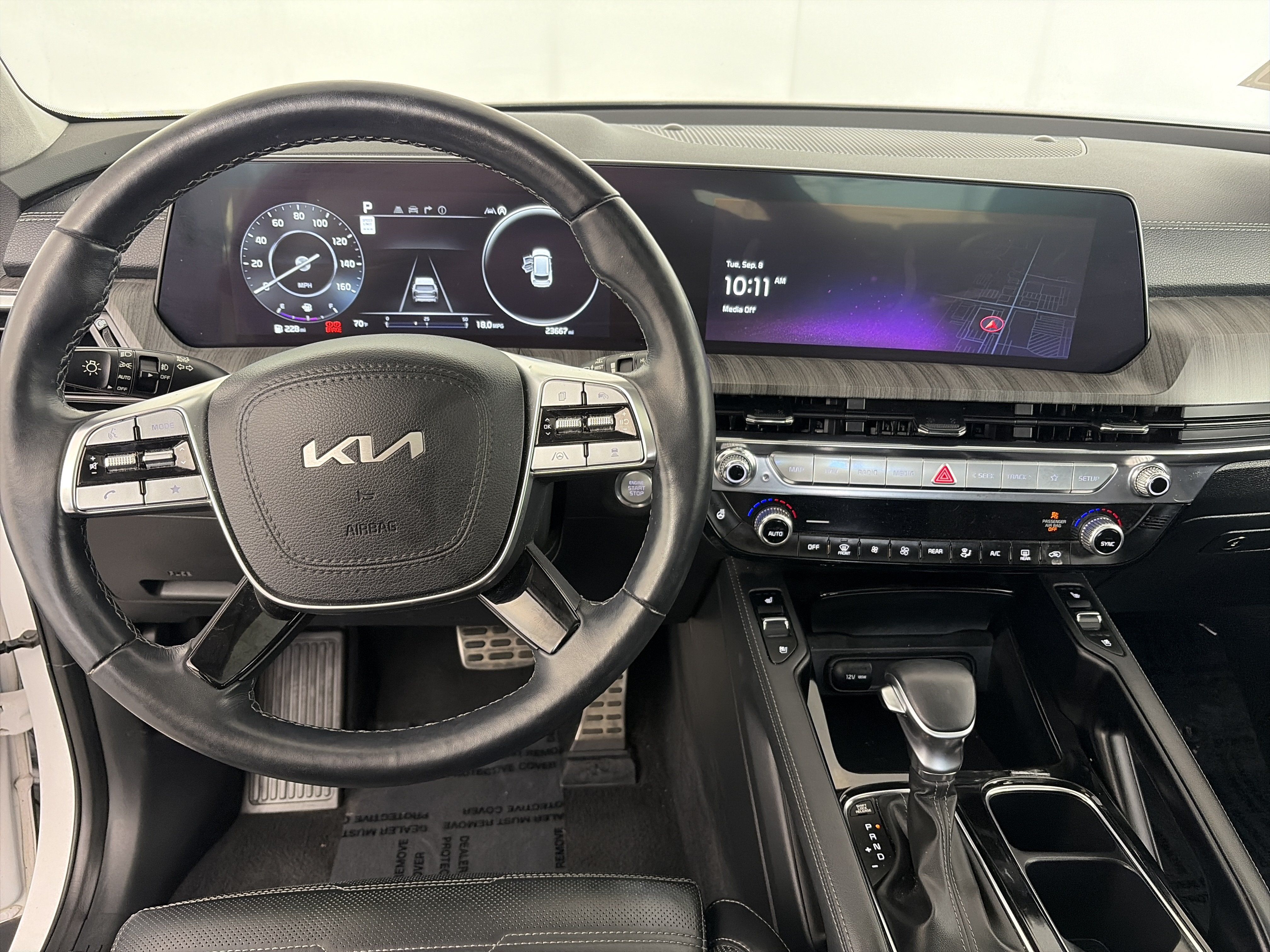 Certified 2024 Kia Telluride SX Prestige AWD/4WD image 3