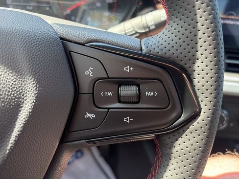 New 2026 Chevrolet Trax RS FWD image 17