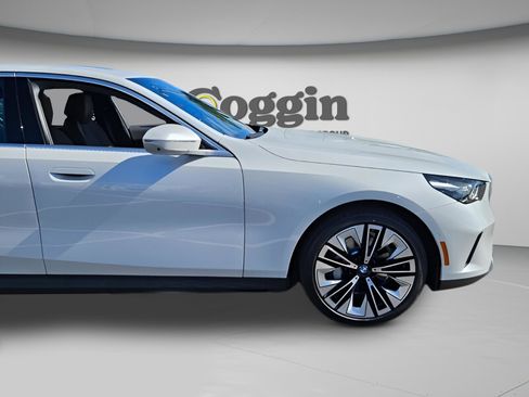 New 2026 BMW 530i w/ M Sport Package RWD image 30